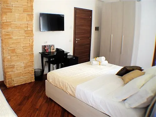 Little Rhome Suites Rome